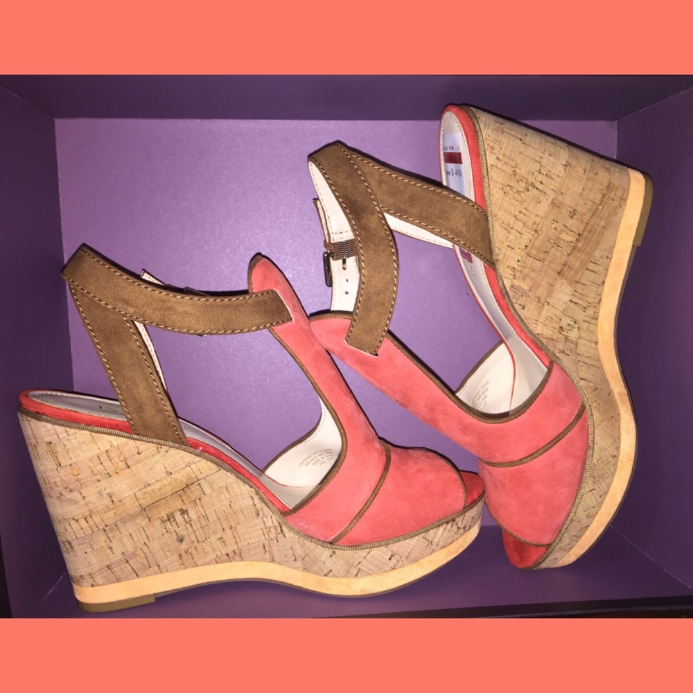 🌷🐚✨ENZO ANGLIONI CORAL WEDGE SHOES Sz 10✨🌷🪷